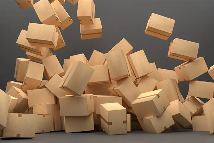 崩れた段ボール