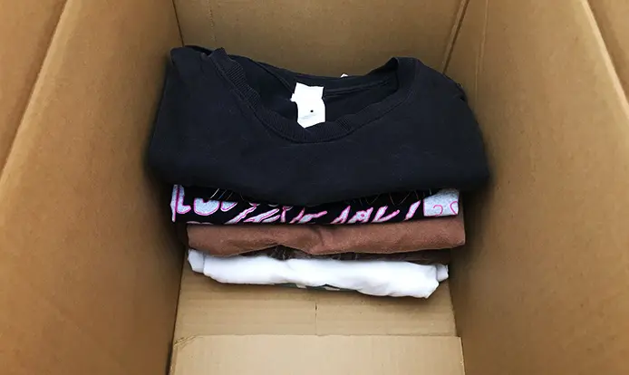 Tシャツを入れた様子