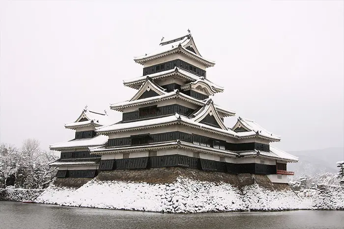 冬の松本城